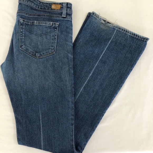 PAIGE Laurel Canyon l Sz 31 l Lightly Distressed Bootcut Jeans - Picture 11 of 12